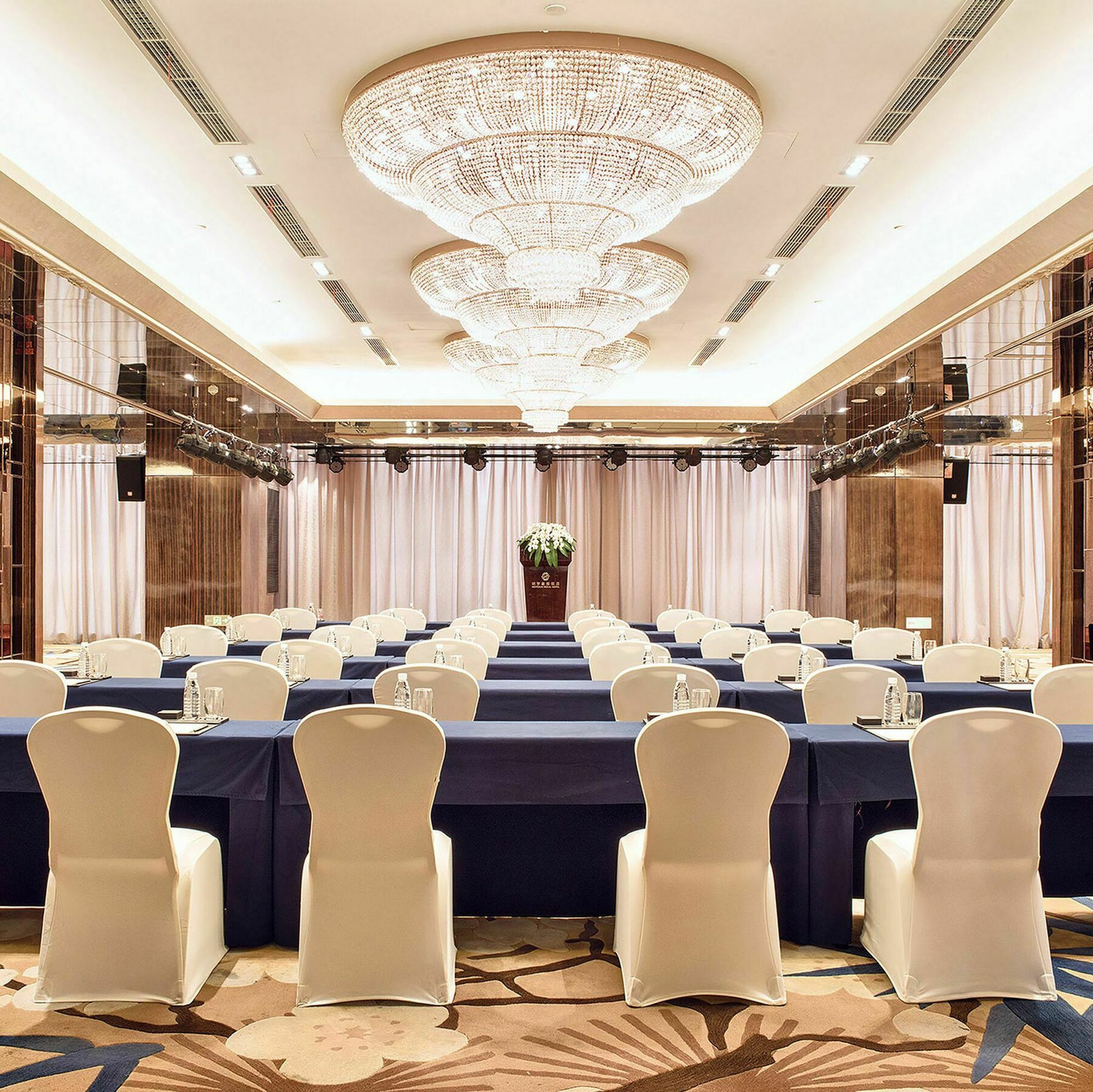 Minyoun Chengdu Kehua Hotel - Member Of Preferred Hotels & Resorts Exterior photo